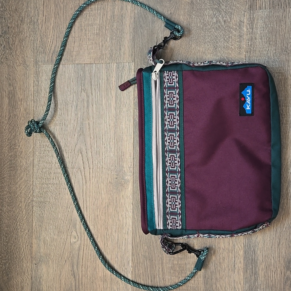 Kavu Kachemak Keeper Crossbody Bag-